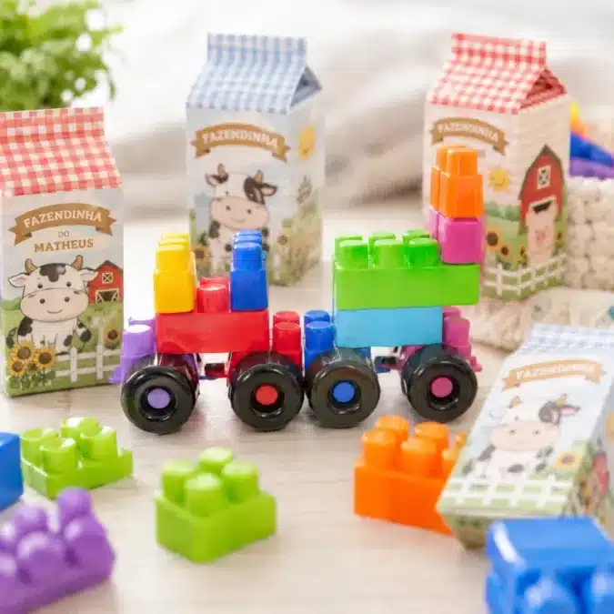 O que colocar na caixa milk? Esqueça os bombons e comece a usar esses produtos. 3 caixa mik com brinquedos