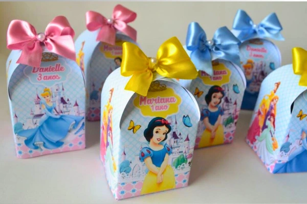 Caixinhas para Imprimir: 6 Ideias Criativas e Grátis para Você! 4 caixa personalizada branca de neve