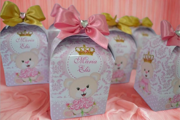 Personalized birthday souvenirs: 7 ideas for 1 year olds! 9 princess bear souvenir
