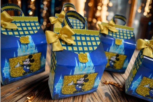 Personalized birthday souvenirs: 7 ideas for 1 year olds! 10 mickey souvenirs